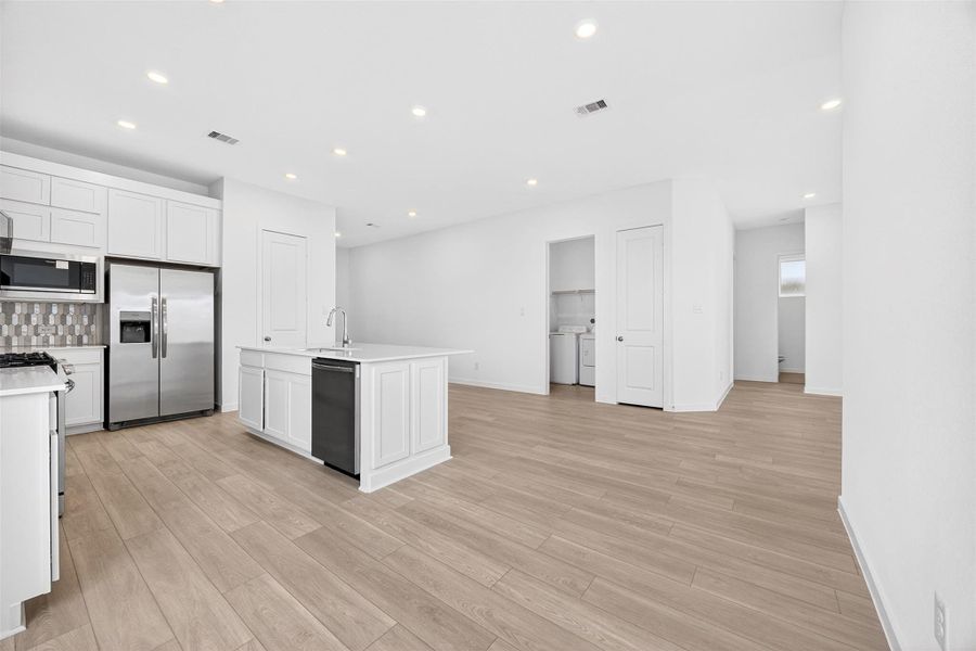 Spacious, unfurnished interior of a new home in COLTON, Todd Mission (Image 14).