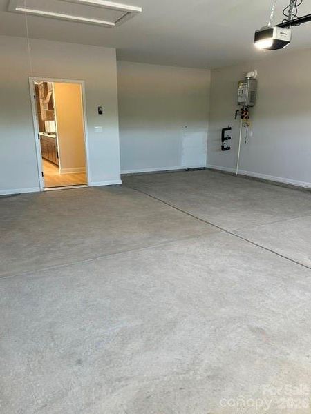 Spacious, unfurnished interior of a new home in The Courtyards at Hodges Farm, Charlotte (Image 14).