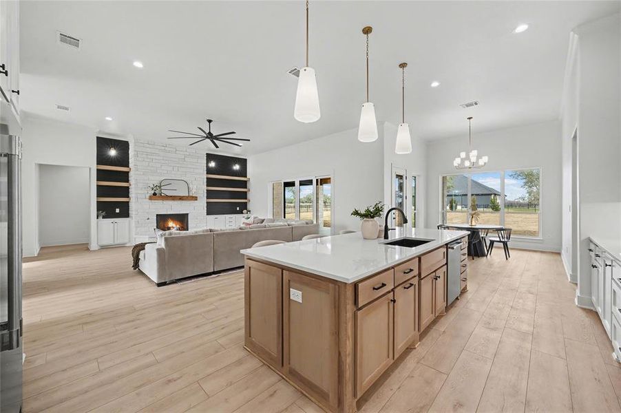 Furnished interior view inside a new home in , Temple (Image 26).