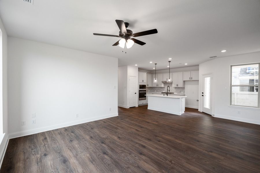 Spacious, unfurnished interior of a new home in Treeline, Justin (Image 18). Spacious, unfurnished interior of a new home in Treeline, Justin (Image 18).