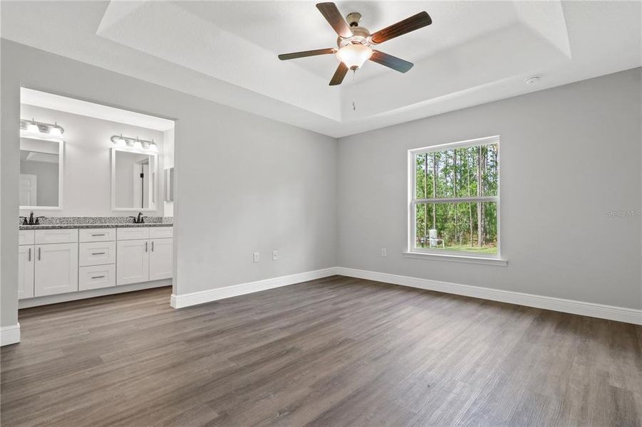 Spacious, unfurnished interior of a new home in , Ocala (Image 19).