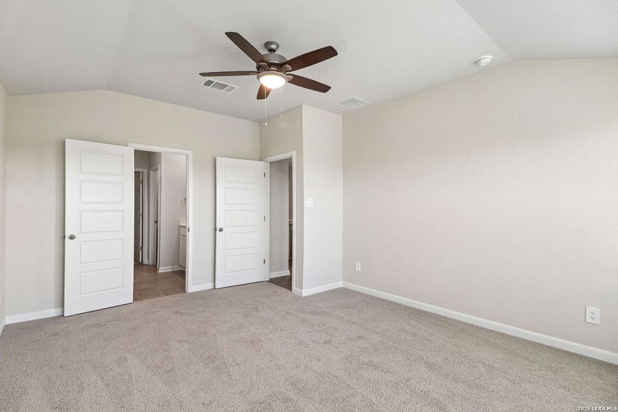 Spacious, unfurnished interior of a new home in Estancia Ranch - Premier Series, San Antonio (Image 30). Spacious, unfurnished interior of a new home in Estancia Ranch - Premier Series, San Antonio (Image 30).
