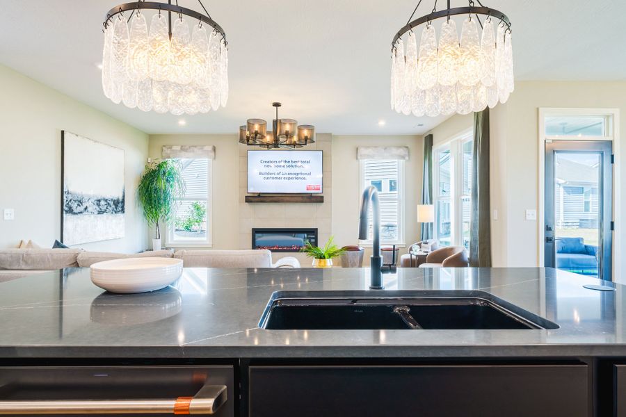 Representative interior finishes for a home built from the Camden by Fischer Homes in Easton Park, Dallas (Image 20).
