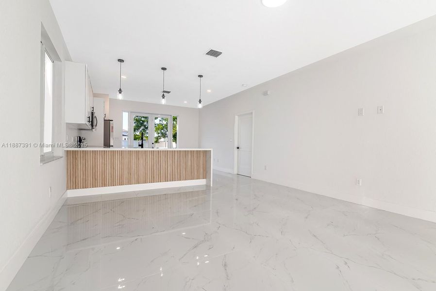 Spacious, unfurnished interior of a new home in , Dania Beach (Image 17). Spacious, unfurnished interior of a new home in , Dania Beach (Image 17).