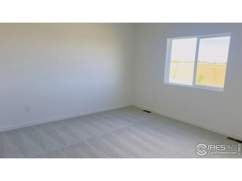 Spacious, unfurnished interior of a new home in Granary, Johnstown (Image 23).