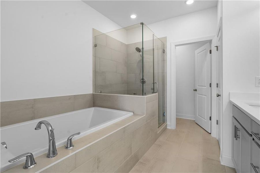 Furnished interior view inside a new home in Millcroft Townhomes, Buford (Image 17).