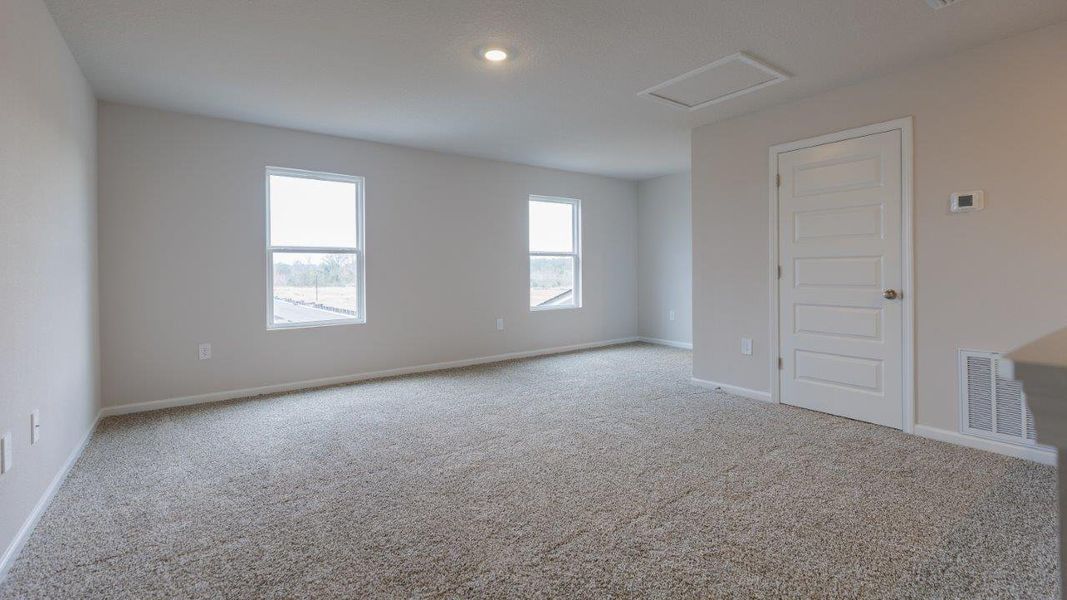 Representative unfurnished interior of a home built from the Plan by D.R. Horton in Greystone, Crawfordville (Image 22). Representative unfurnished interior of a home built from the Plan by D.R. Horton in Greystone, Crawfordville (Image 22).