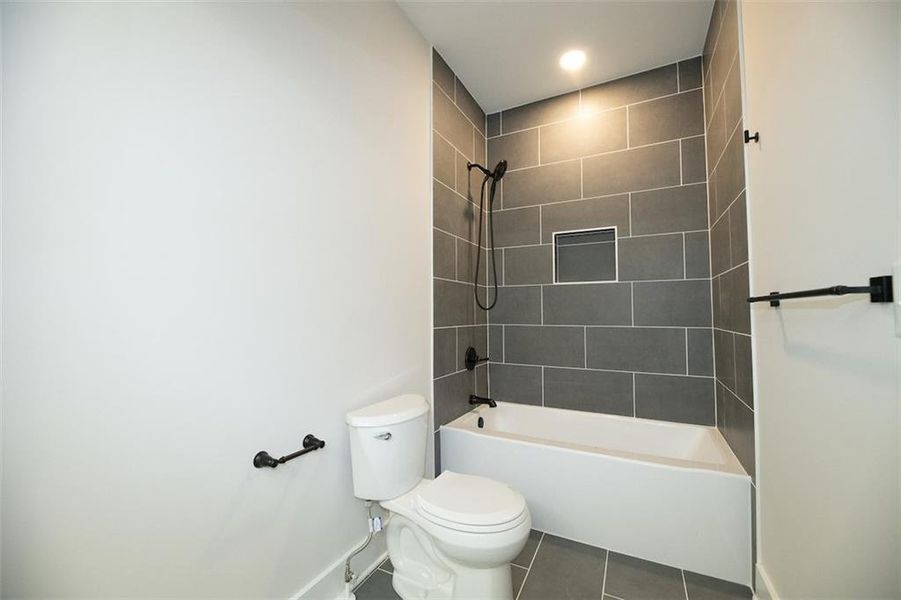 Furnished interior view inside a new home in , Atlanta (Image 8).