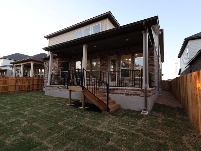 Exterior details and patio area of a home in Edgewood, Leander (Image 3).