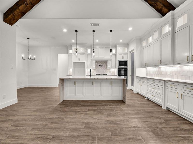 Furnished interior view inside a new home in , Weatherford (Image 11).