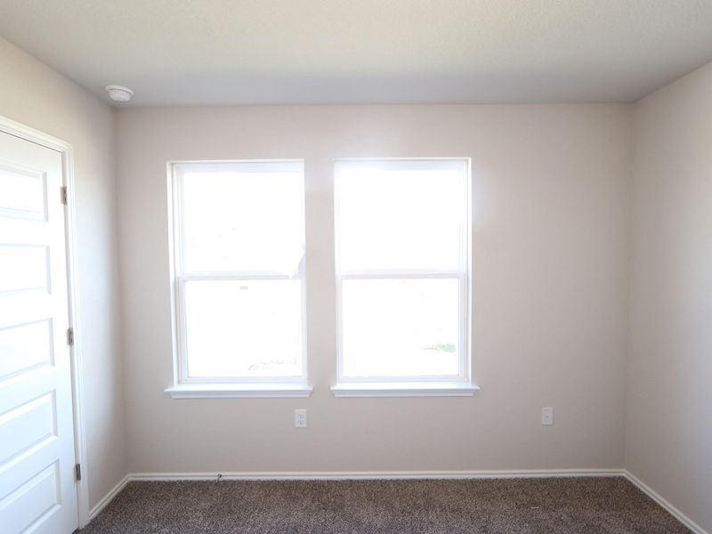 Spacious, unfurnished interior of a new home in Cascades at Onion Creek, Austin (Image 15).
