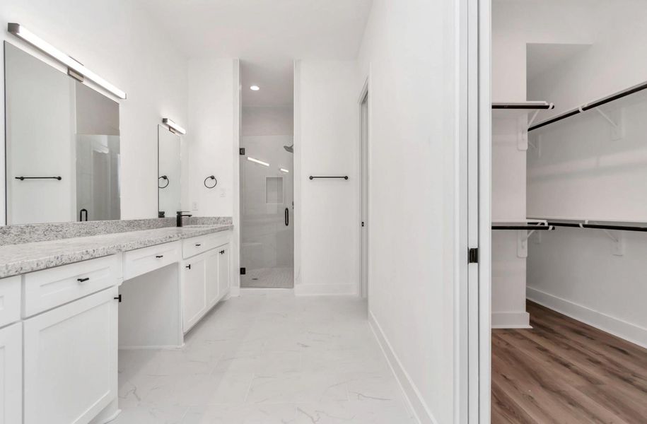 Double vanity large primary bathroom Double vanity large primary bathroom