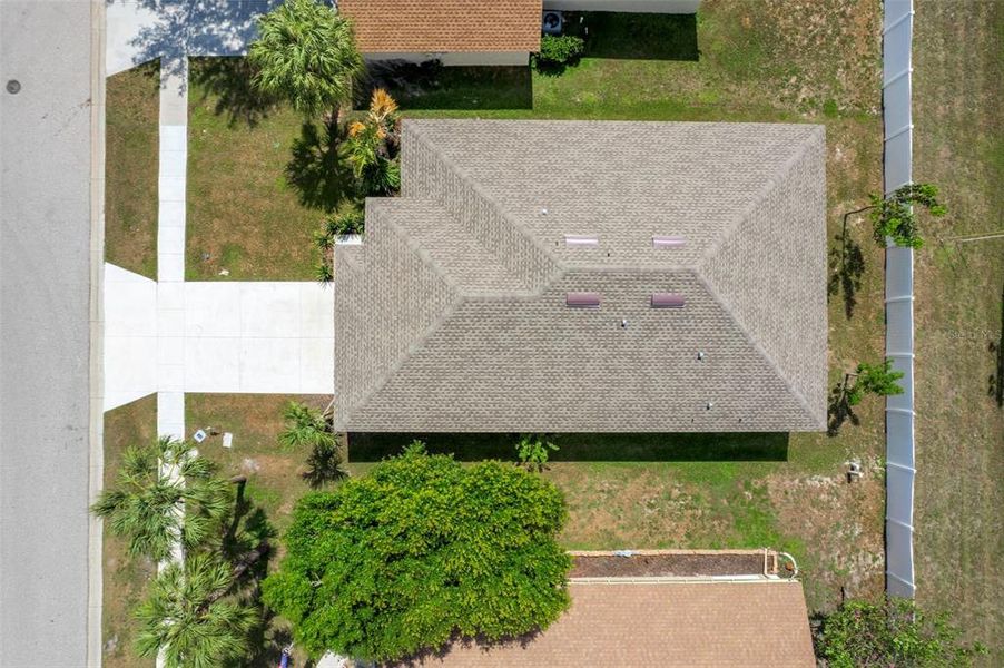 Exterior details and patio area of a home in , Port Charlotte (Image 31).