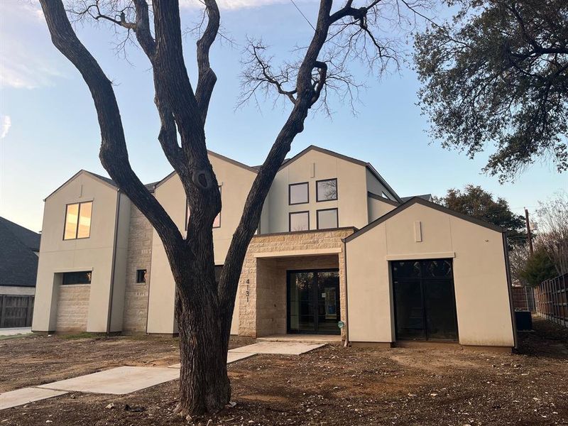 View of front facade with a garage