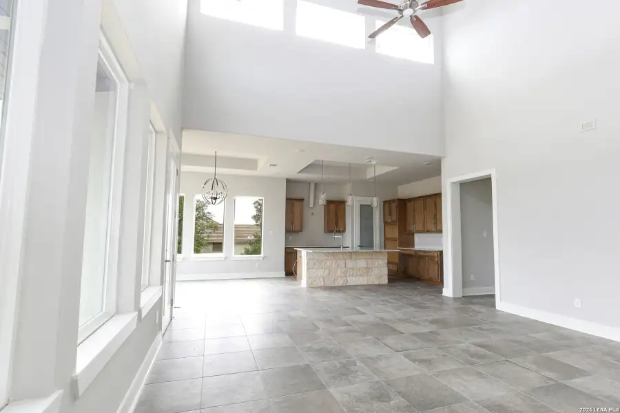 Spacious, unfurnished interior of a new home in , Selma (Image 16).