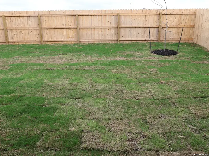 Exterior details and patio area of a home in Park Place, New Braunfels (Image 3).