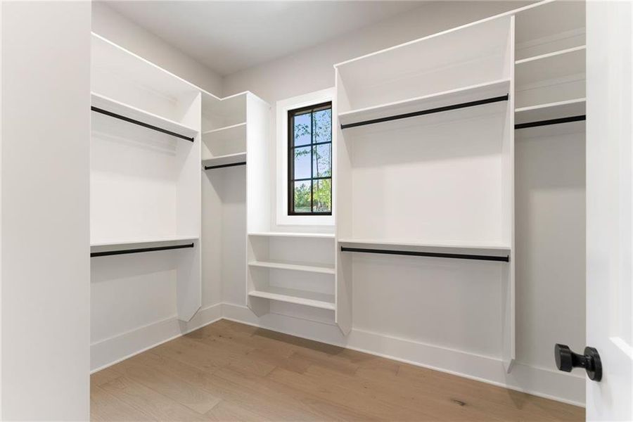 Spacious, unfurnished interior of a new home in , Flowery Branch (Image 35).