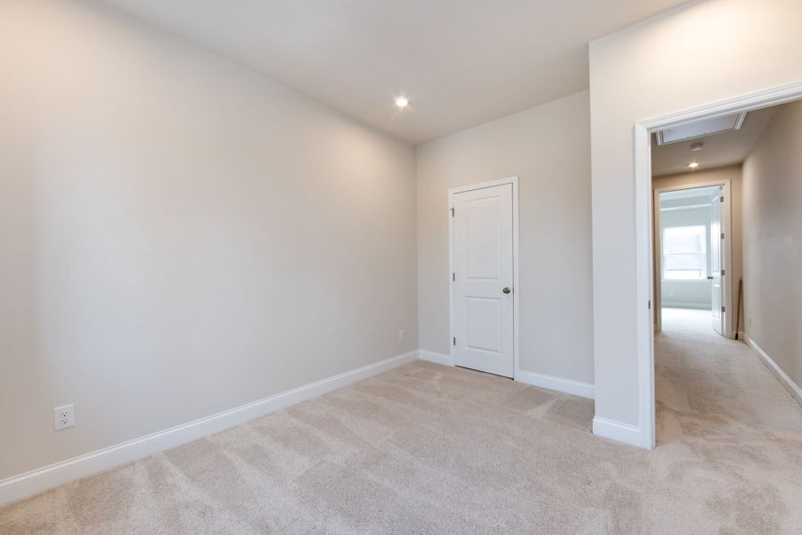 Spacious, unfurnished interior of a new home in Archer Row, Charlotte (Image 45). Spacious, unfurnished interior of a new home in Archer Row, Charlotte (Image 45).
