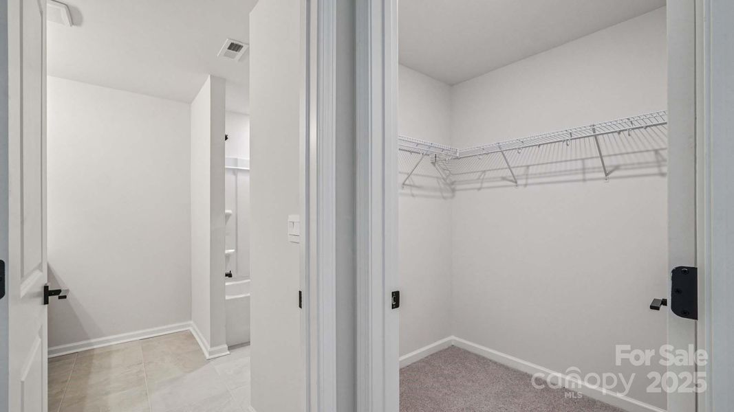 Spacious, unfurnished interior of a new home in Falls Cove, Troutman (Image 18).