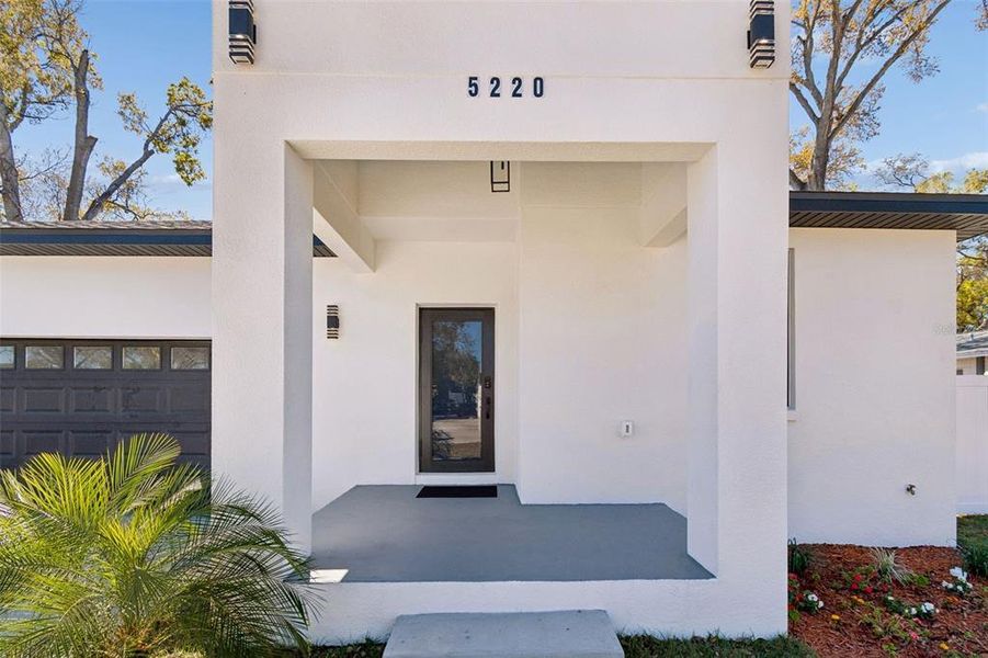 Exterior details and patio area of a home in , Pinellas Park (Image 24).
