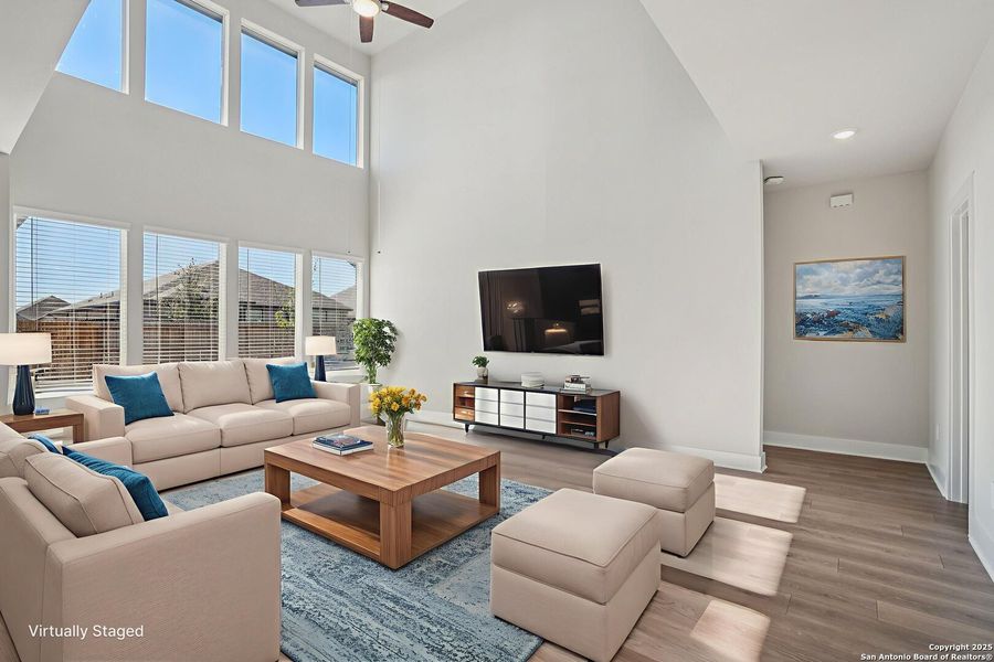 Furnished interior view inside a new home in Carmel Ranch, Schertz (Image 7).