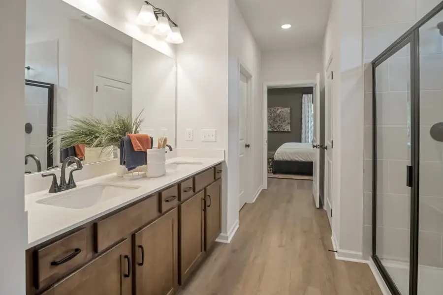 The Avondale- master bath