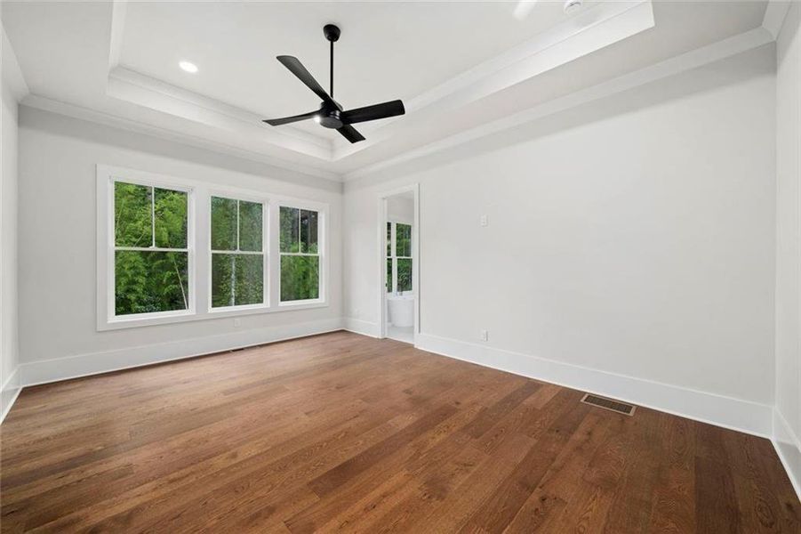 Spacious, unfurnished interior of a new home in , Atlanta (Image 38). Spacious, unfurnished interior of a new home in , Atlanta (Image 38).