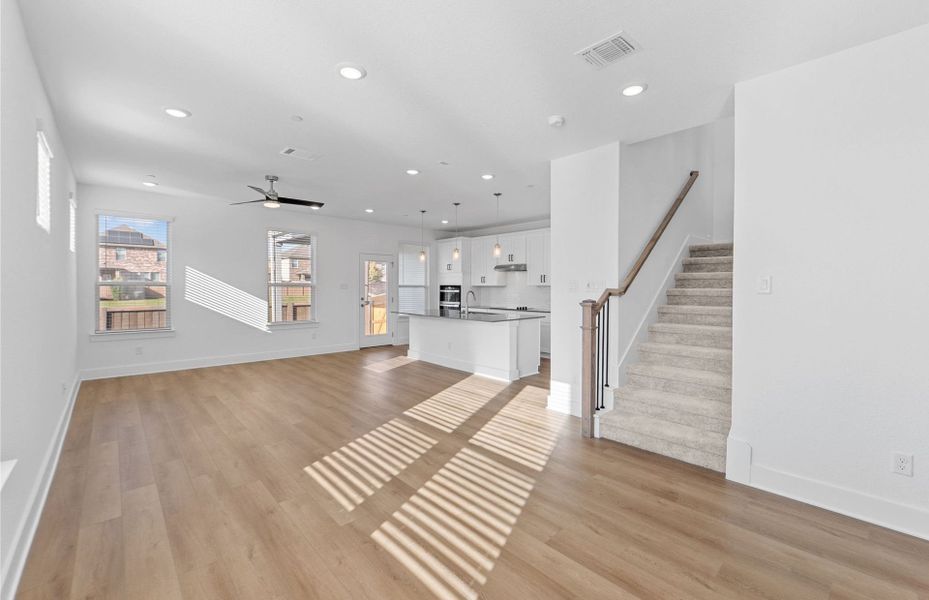 Spacious, unfurnished interior of a new home in Northpoint at Old Settlers, Round Rock (Image 14).
