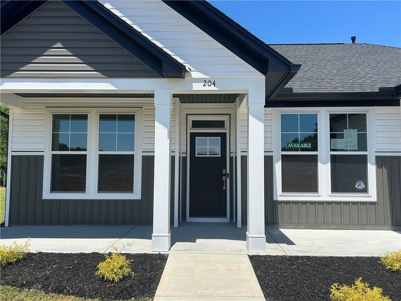 Exterior details and patio area of a home in Lawton Ridge, Anderson (Image 3).