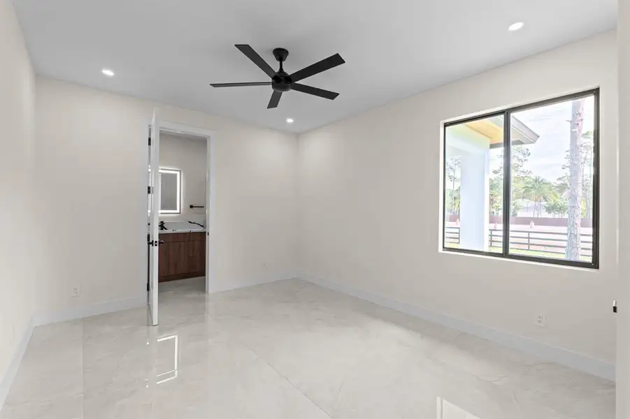 38-web-or-mls-A7405137