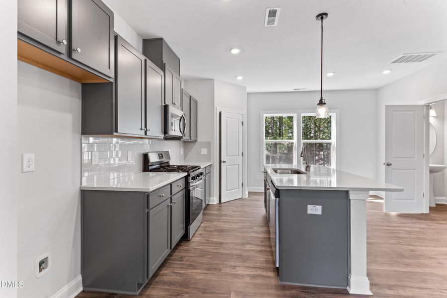 Ral_Lakestone_Lot18 (10)