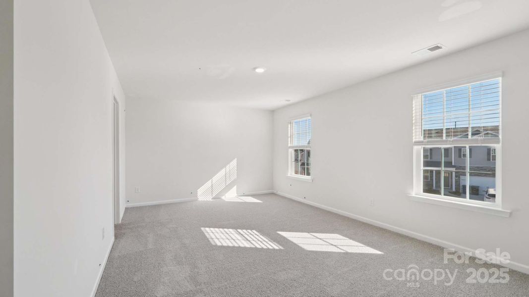 Spacious, unfurnished interior of a new home in Wallace Springs, Statesville (Image 25). Spacious, unfurnished interior of a new home in Wallace Springs, Statesville (Image 25).