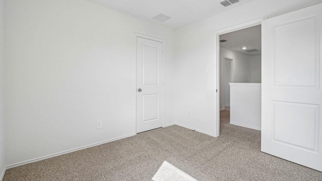 Spacious, unfurnished interior of a new home in Prairie Lakes, Buda (Image 29).