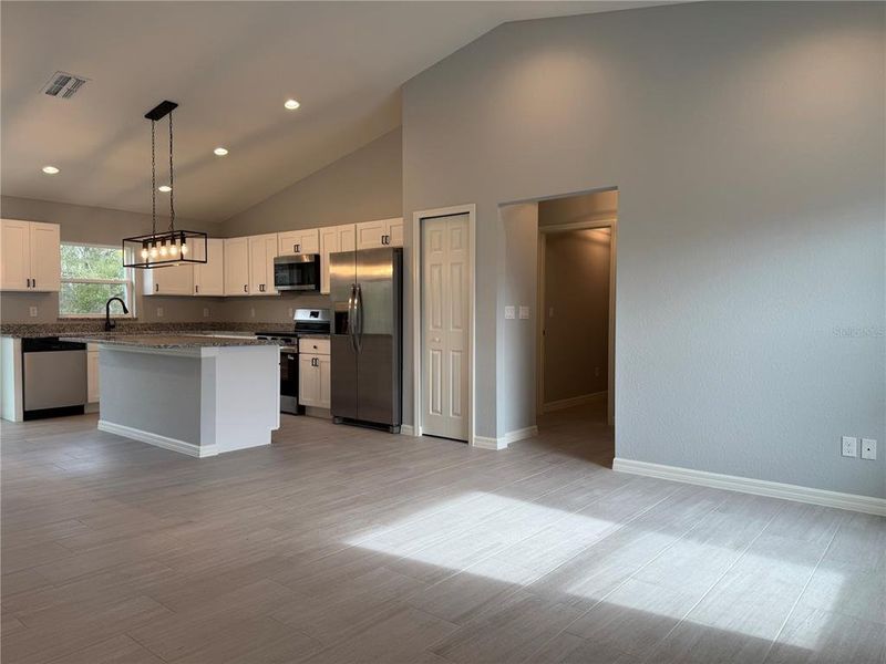 Image 15 of a home in .