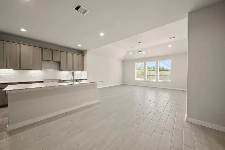 Furnished interior view inside a new home in Barton Creek Ranch, Conroe (Image 8). Furnished interior view inside a new home in Barton Creek Ranch, Conroe (Image 8).