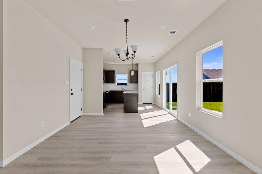 Spacious, unfurnished interior of a new home in Trails of Fossil Creek, Fort Worth (Image 18).