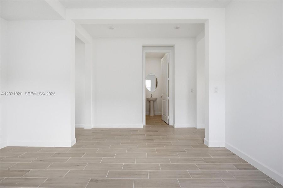 Spacious, unfurnished interior of a new home in Arden, Loxahatchee (Image 17).