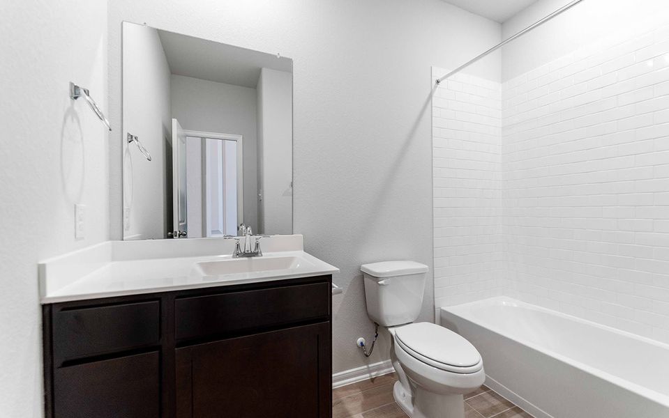 Furnished interior view inside a new home in Canterra Creek, Rosharon (Image 3).