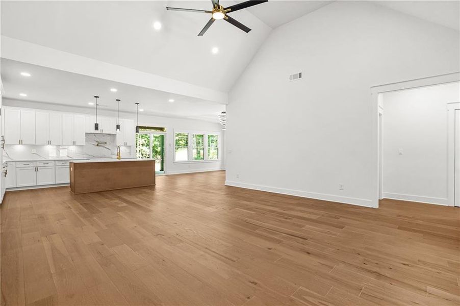 Spacious, unfurnished interior of a new home in , Snellville (Image 28).