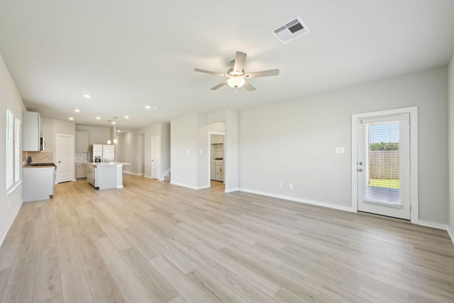 Photo is not of the actual home but is an inspirational photo of builder’s model home and may depict options, furnishings, and/or decorator features that are not included.