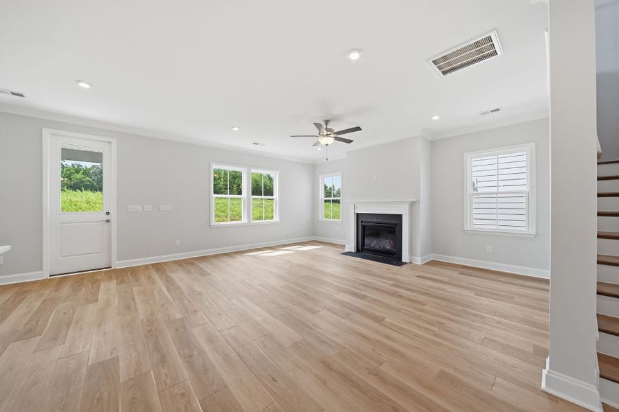 Spacious, unfurnished interior of a new home in Sweetwater Hills, Moore (Image 39).