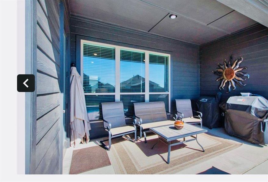 Exterior details and patio area of a home in , Bullard (Image 20).