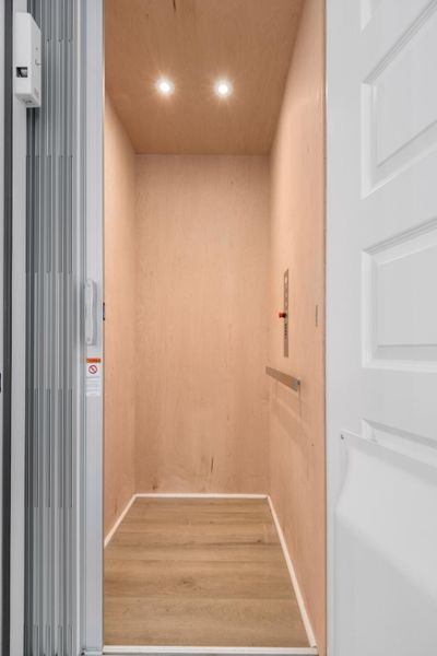 Spacious, unfurnished interior of a new home in Wando Village, Charleston (Image 22).