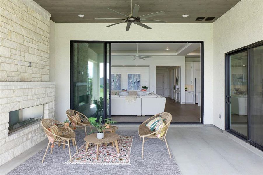 Furnished interior view inside a new home in Robson Ranch Texas, Denton (Image 4). Furnished interior view inside a new home in Robson Ranch Texas, Denton (Image 4).