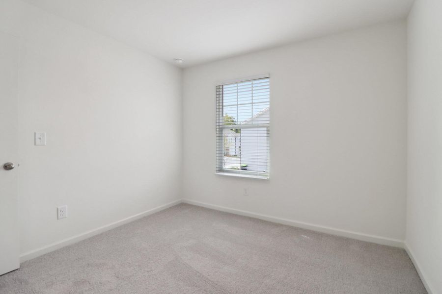 Spacious, unfurnished interior of a new home in Halstead, Moncks Corner (Image 23).