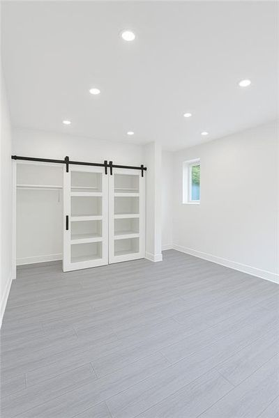 Spacious, unfurnished interior of a new home in , Atlanta (Image 21).