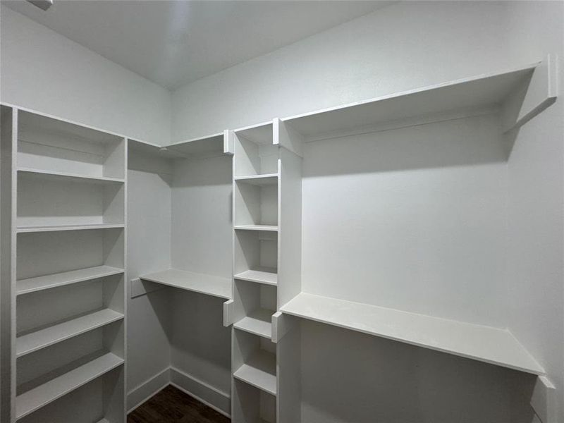 Image 16 of a home in .