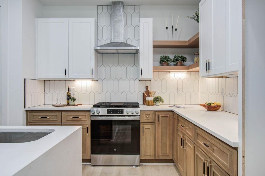 Kitchen views with highend finishes Kitchen views with highend finishes