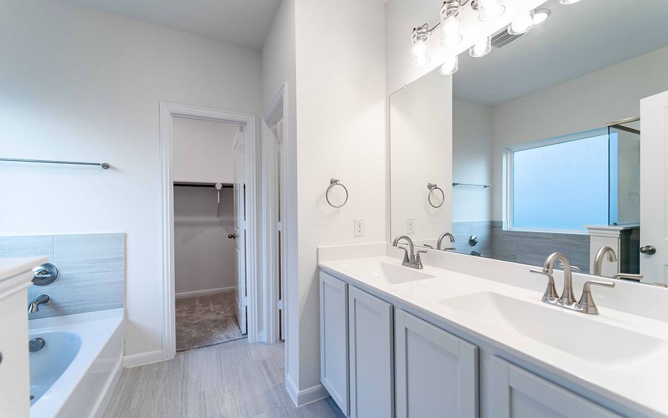 Furnished interior view inside a new home in Pebblebrook, Sherman (Image 5).