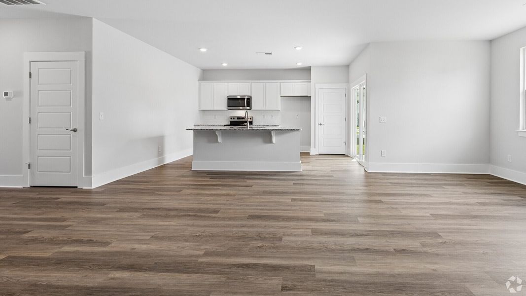 Spacious, unfurnished interior of a new home in Saltgrass Landing, Winnabow (Image 9).
